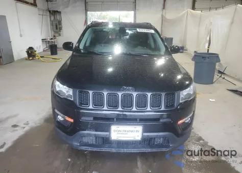 2020 Jeep Compass Latitude из США, поврежденный, VIN 3C4NJDBB1LT139831